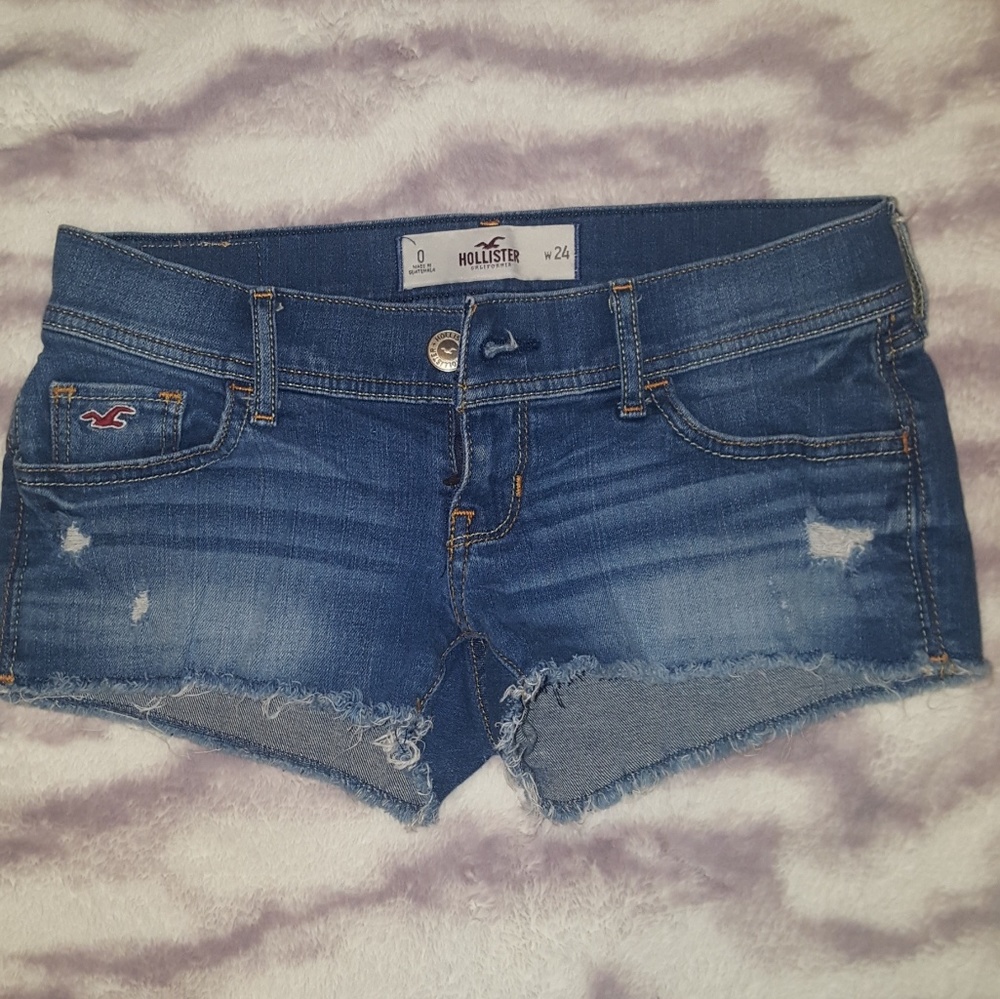 Hollister shorts size 0
